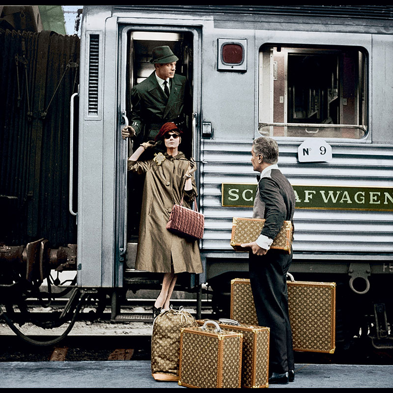 Louis Vuitton Vintage Monogram Cosmetic Travel Train Case
