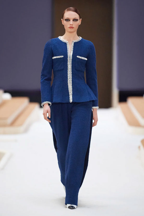 Classically Elegant Tweed Pantsuit