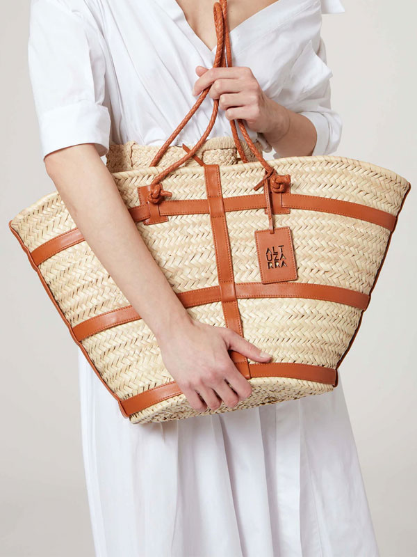 Classy palm leaf and leather shopper