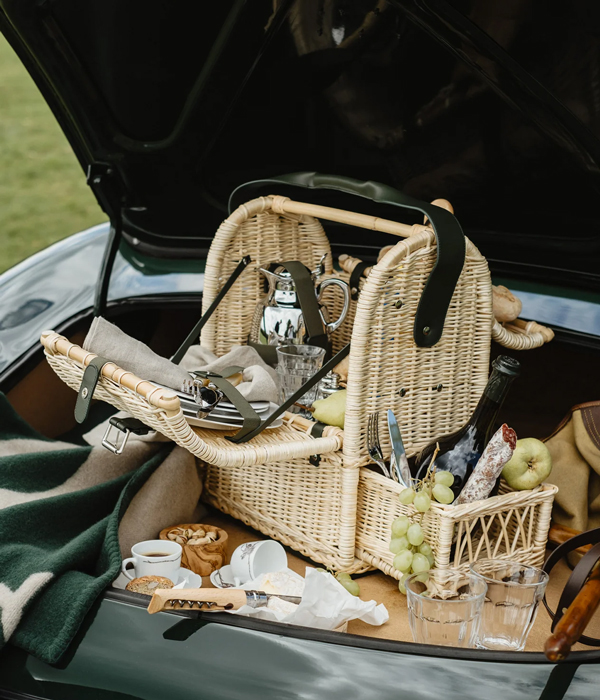 Connolly Picnic Basket