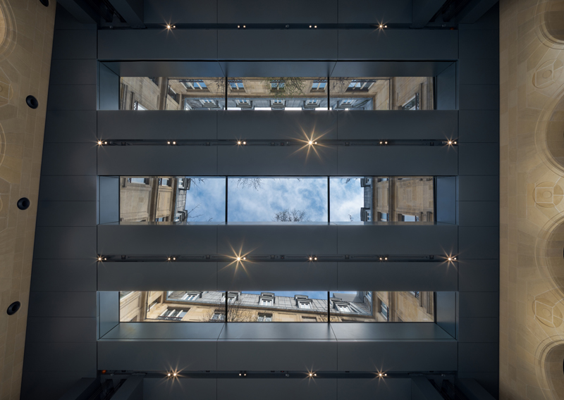 Fondation-Cartier-pour-l’art-contemporain_4_Photo©-Martin-Argyroglo