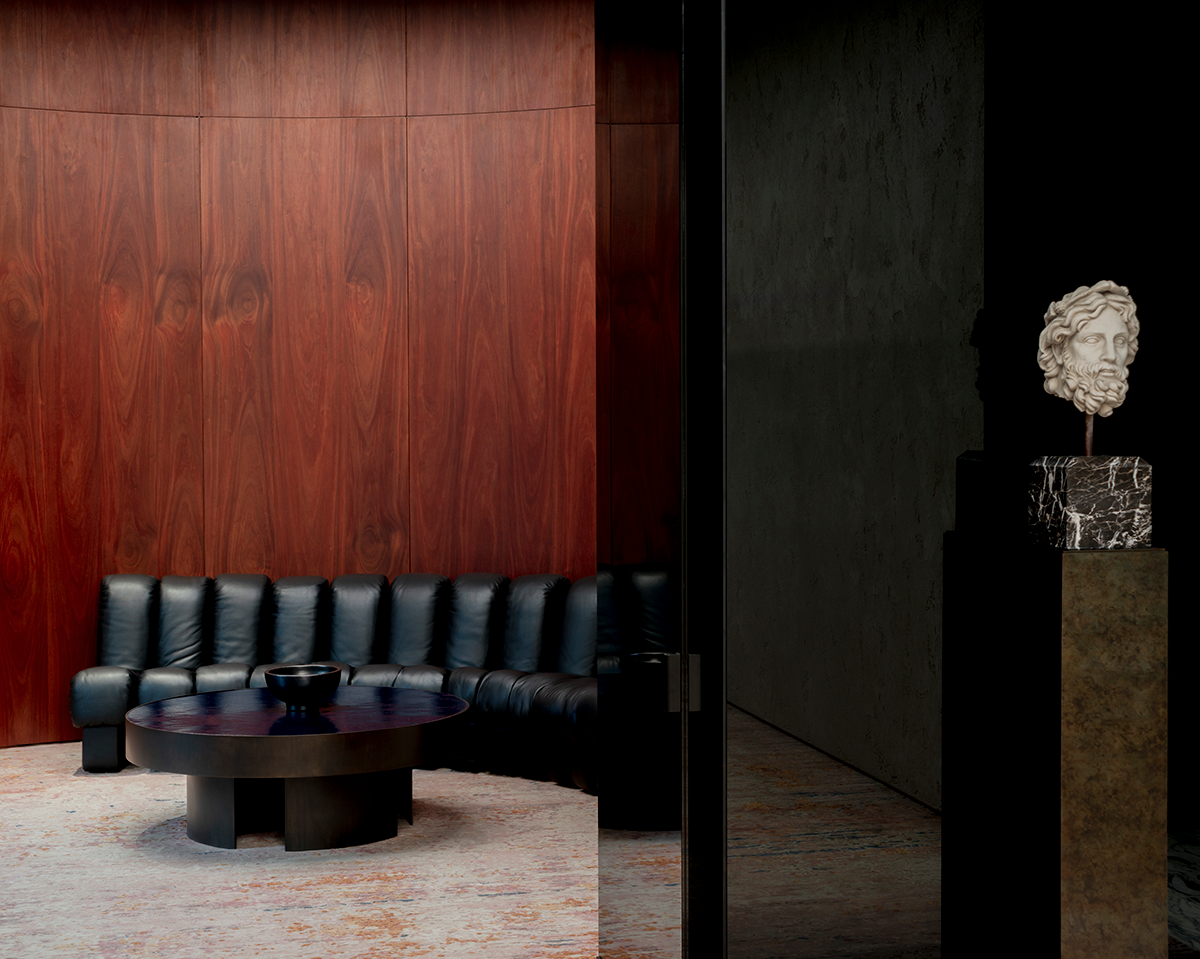 Saint Laurent Montaigne © Adagp, Paris, 2025 3
